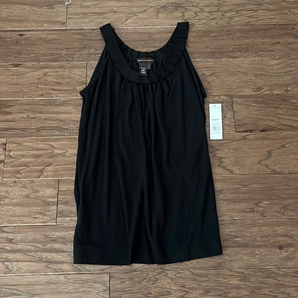 Dana Buchman Tops - Dana Buchman Sleeveless Shirt